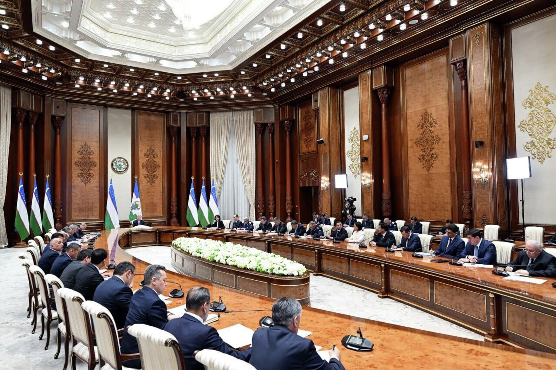 Из-за отсутствия генпланов в бюджет государства не поступило более 500 млрд сумов - Sputnik Узбекистан, 1920, 15.04.2026