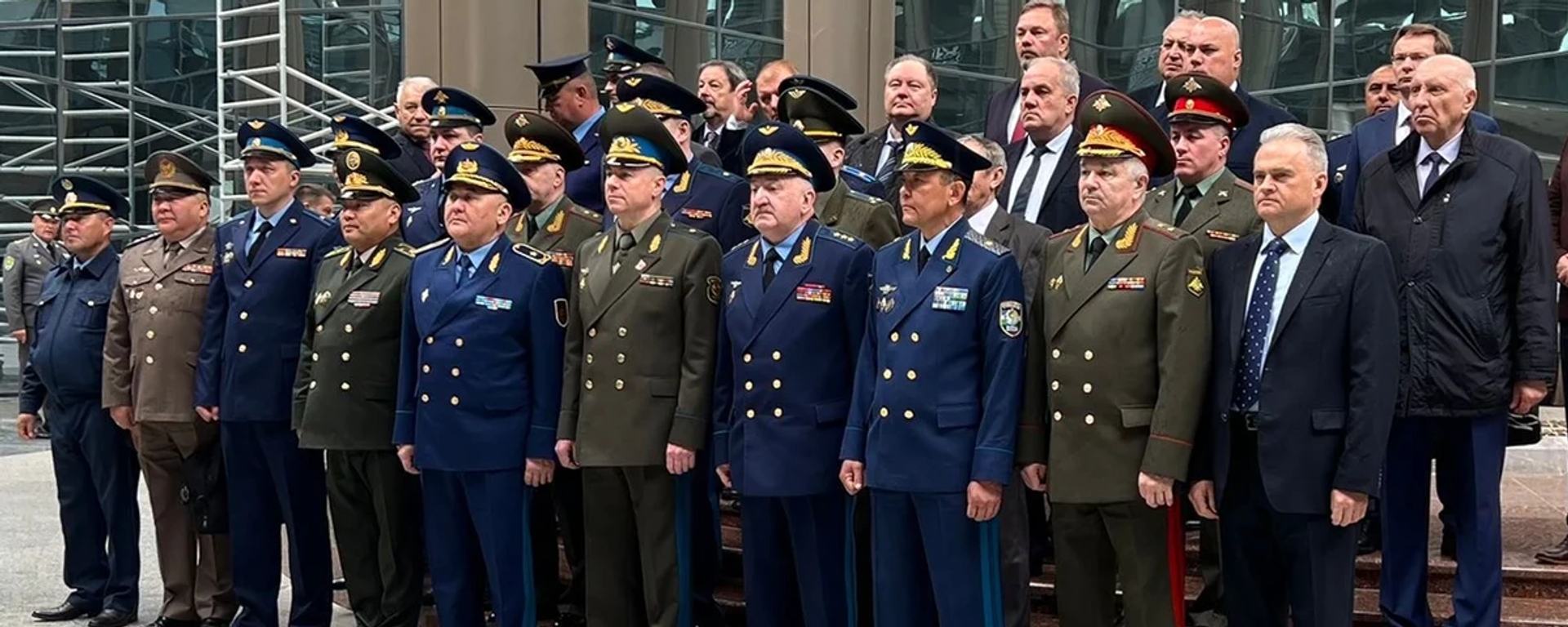 В Ташкенте прошло заседание Координационного Комитета по вопросам ПВО стран СНГ - Sputnik Ўзбекистон, 1920, 15.04.2026