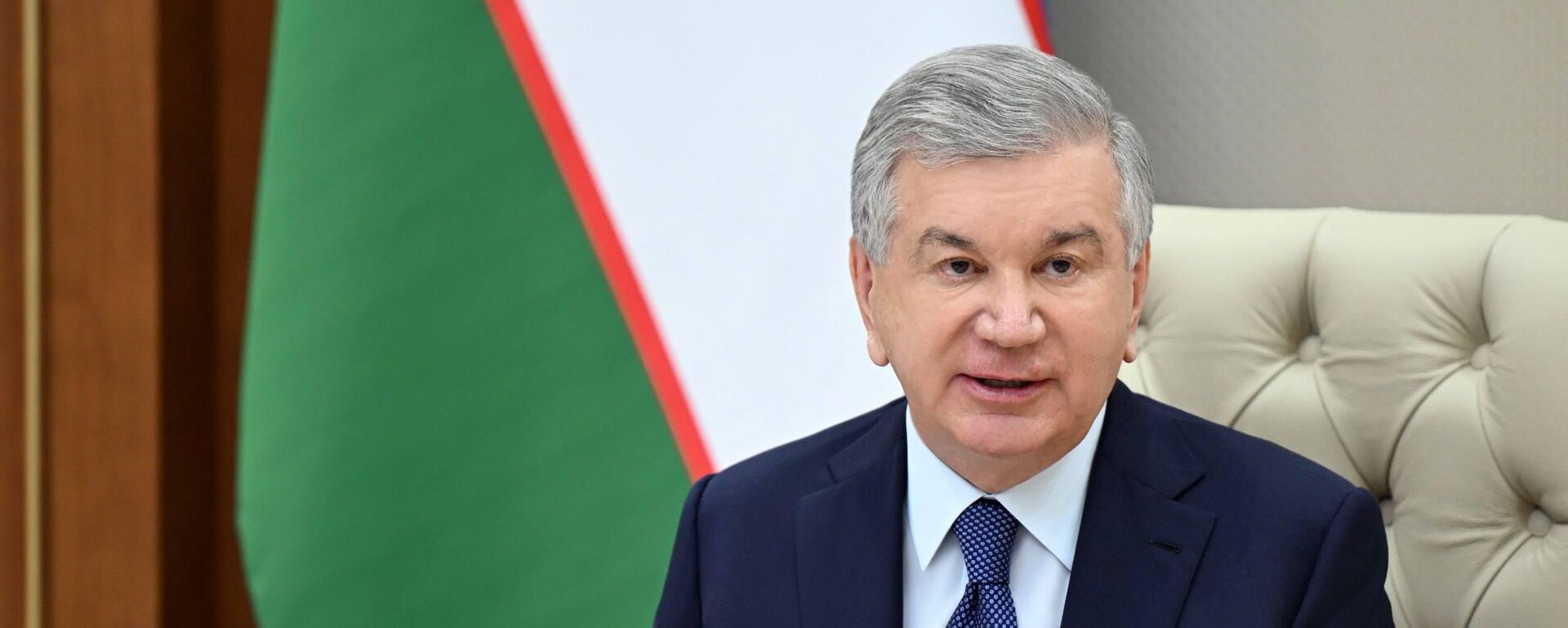 Шавкат Мирзиёев ознакомился с презентацией о ходе работ и новых проектах в сфере культуры и туризма. - Sputnik Узбекистан, 1920, 20.04.2026