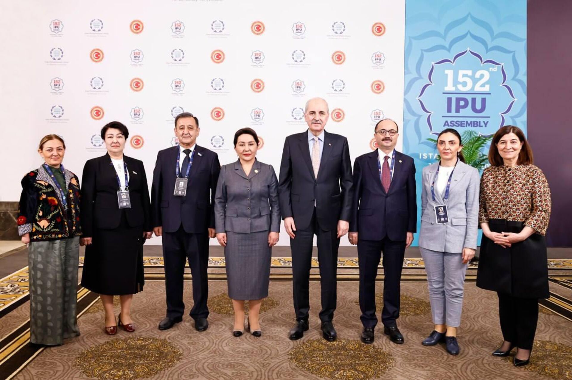 Парламенты Узбекистана и Турции обсудили развитие сотрудничества. - Sputnik Узбекистан, 1920, 18.04.2026