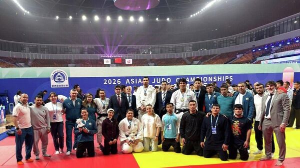Узбекистанские дзюдоисты завоевали золото и четыре бронзы на чемпионате Азии - Sputnik Узбекистан