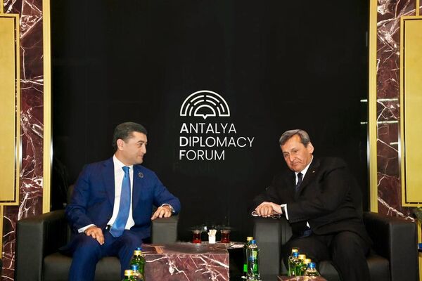 В рамках Анталийского дипломатического форума Саидов встретился  с министрами ряда стран - Sputnik Узбекистан