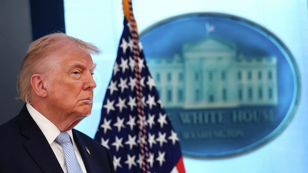 Tramp soobshil, chto yego predstaviteli napravlyayutsya v Islamabad dlya peregovorov po Iranu - Sputnik O‘zbekiston