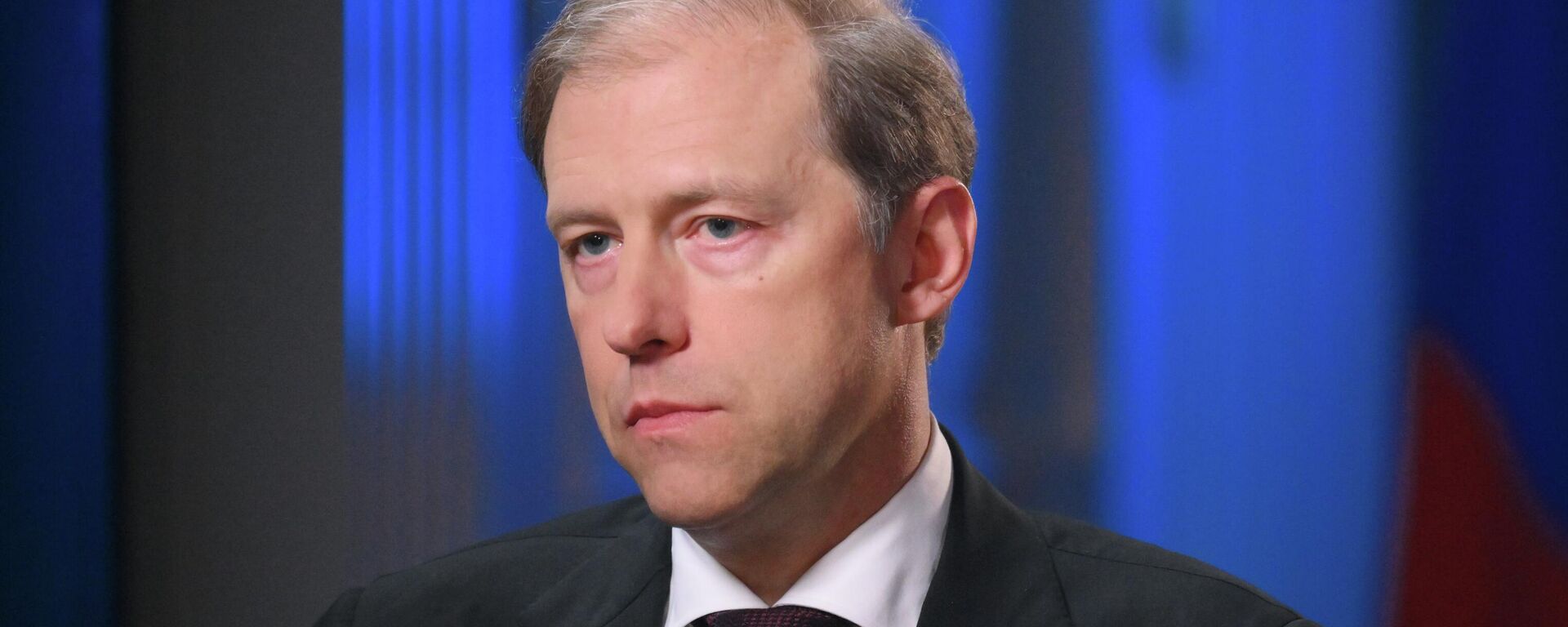 Интервью первого зампреда правительства РФ Д. Мантурова гендиректору медиагруппы Россия сегодня Д. Киселеву - Sputnik Узбекистан, 1920, 20.04.2026