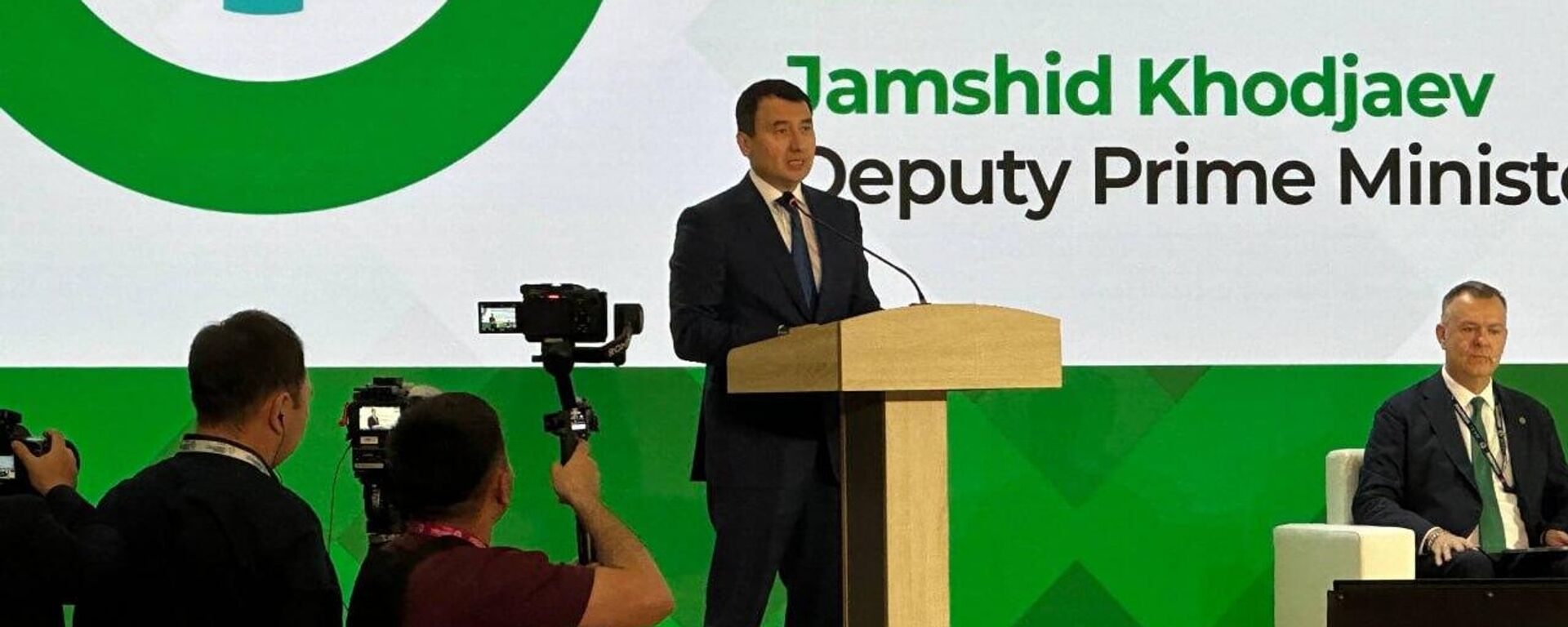 За короткое время выставка ИННОПРОМ - Sputnik Узбекистан, 1920, 20.04.2026