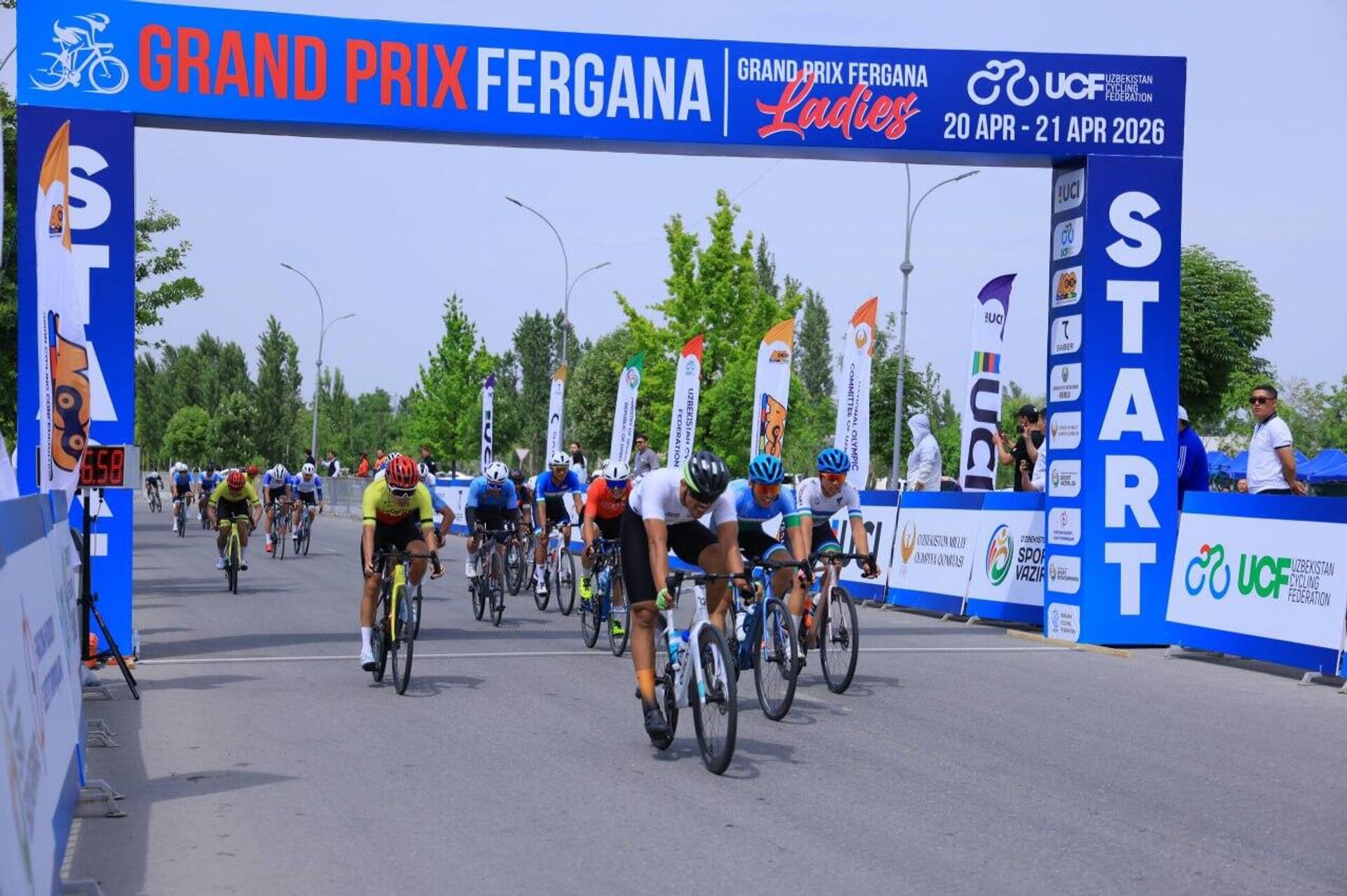 Никита Цветков одержал победу на турнире Fergana Grand Prix. - Sputnik Узбекистан, 1920, 22.04.2026