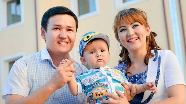 Покупка молодой семьёй  квартиры в кредит  - Sputnik Ўзбекистон