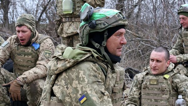 Украинские военные - Sputnik Ўзбекистон