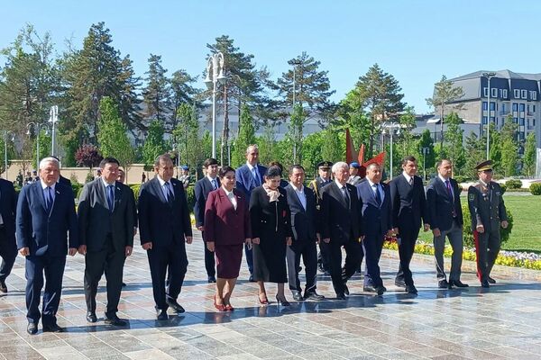 🟠 В Ташкенте прошла международная конференция на тему Вторая мировая война: научные исследования и исторические сведения - Sputnik Узбекистан