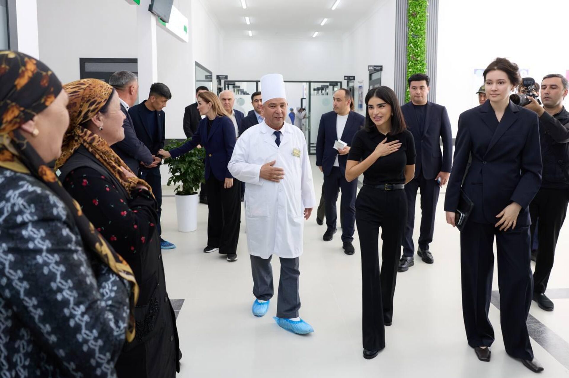 Саида Мирзиёева посетила с рабочей поездкой Самаркандскую область. - Sputnik Узбекистан, 1920, 25.04.2026