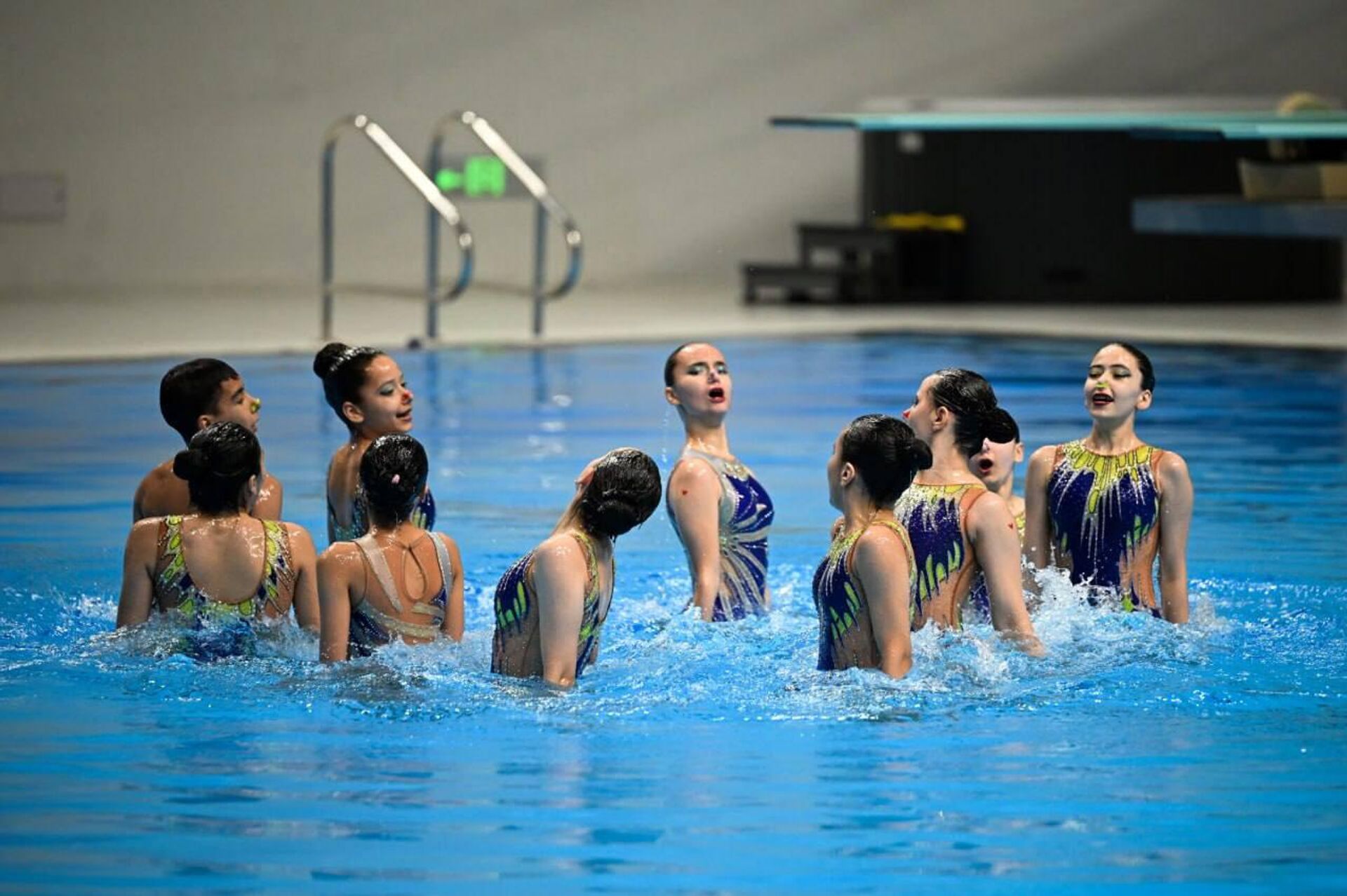 V Tashkente startoval mejdunarodniy turnir po sinxronnomu plavaniyu Suv parisi - Sputnik O‘zbekiston, 1920, 27.04.2026