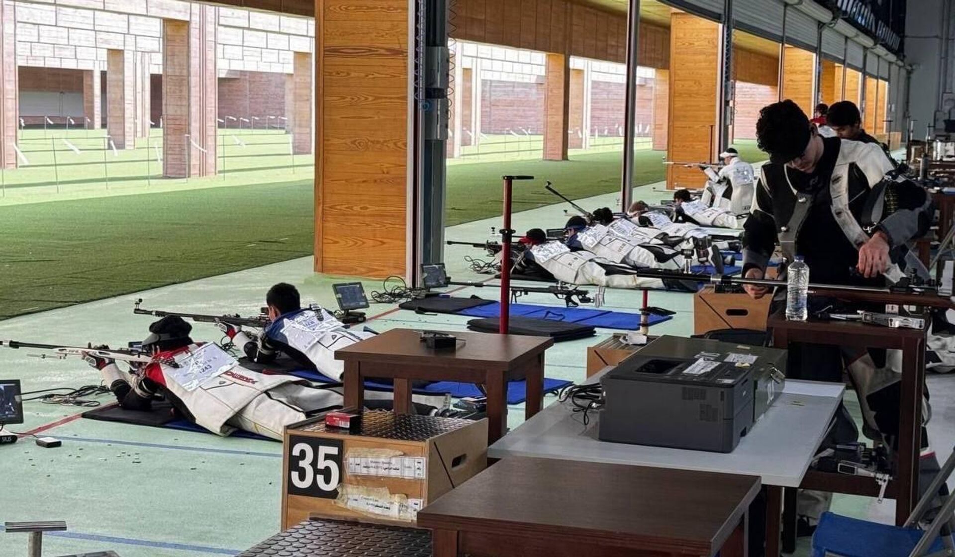 Узбекистан завоевал золото, серебро и бронзу на юниорском этапе Кубка мира по пулевой стрельбе - Sputnik Узбекистан, 1920, 27.04.2026