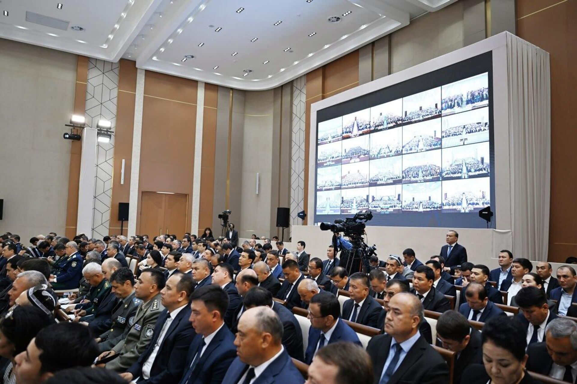 В Коканде разработали три туристических маршрута для пеших прогулок по 64 объектам культурного наследия - Sputnik Узбекистан, 1920, 28.04.2026