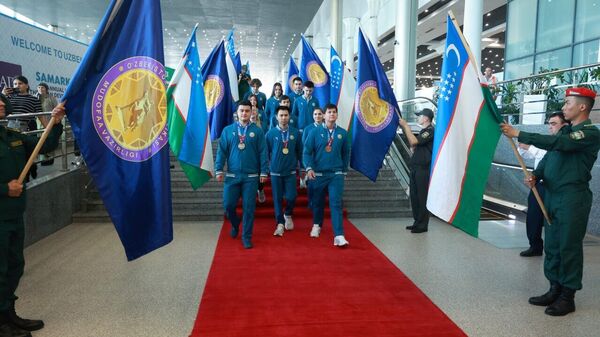 Торжественная встреча победителей и призеров Кубка мира - Sputnik Ўзбекистон