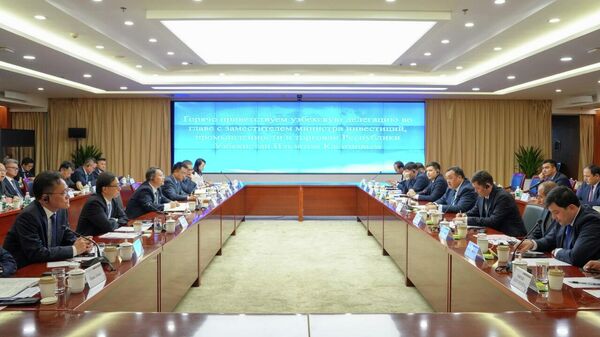Встреча делегации Узбекистана с SOHO Holding Group и других компаний провинции Цзянсу - Sputnik Ўзбекистон