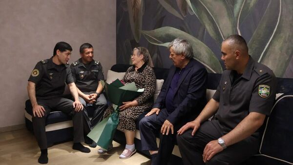 Ветеранов Второй мировой войны и фронтового труда навестили в Ангрене - Sputnik Узбекистан