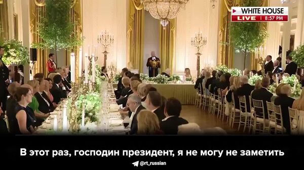 Английский король Карл III пошутил, что англичане, так же как и Трамп, пытались реконструировать Белый дом, имея в виду его сожжение в 1814 году - Sputnik Узбекистан