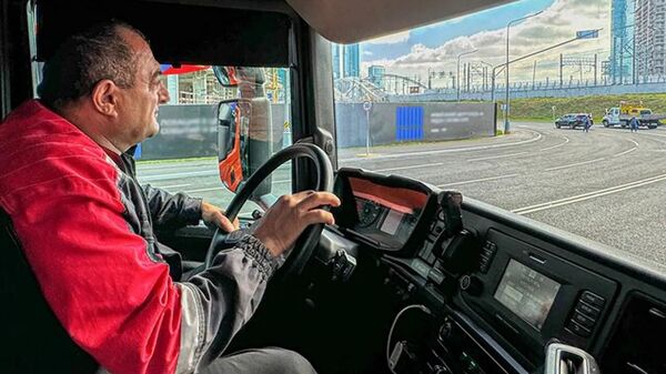 Водитель фуры - Sputnik Узбекистан