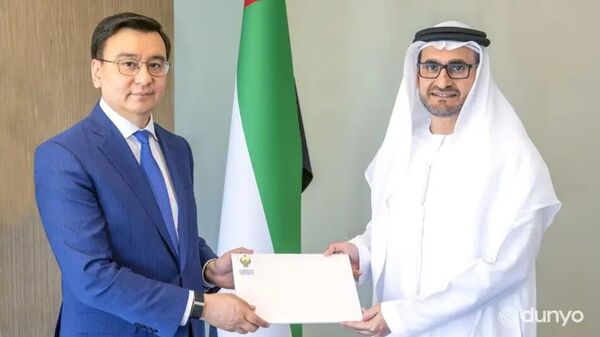 Посол Узбекистана в ОАЭ Умид Шодиев вручил копии верительных грамот замглавы МИД Эмиратов и приступил к работе - Sputnik Узбекистан