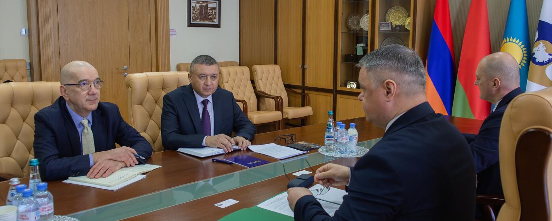 YeAES i Uzbekistan ukreplyayut tamojennoe sotrudnichestvo
 - Sputnik O‘zbekiston, 1920, 30.04.2026
