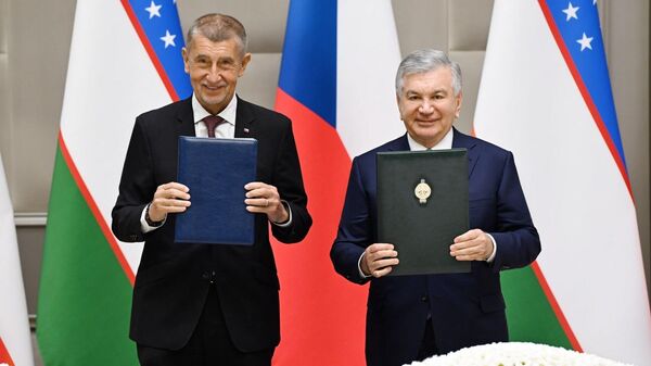 Подписан пакет двусторонних соглашений между Узбекистаном и Чехией - Sputnik Узбекистан