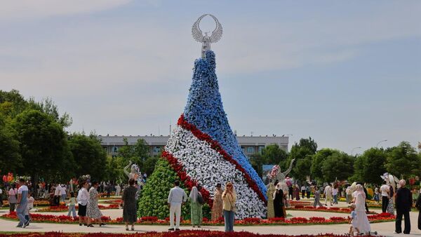 Фестиваль цветов Tashkent Flowers Fest 2026 - Sputnik Ўзбекистон