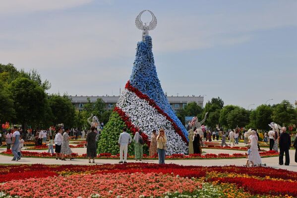 Фестиваль цветов Tashkent Flowers Fest 2026 - Sputnik Узбекистан