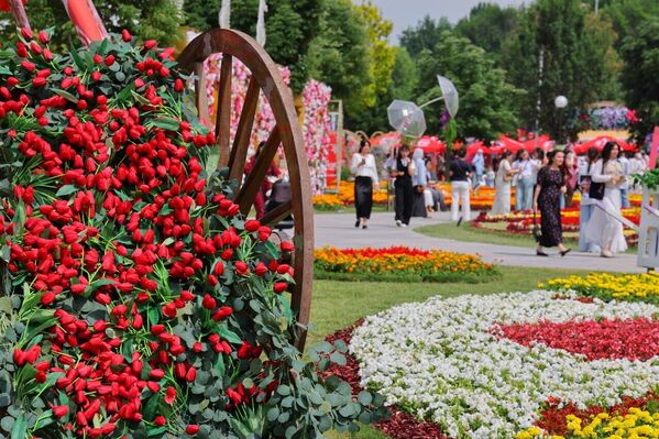 Фестиваль цветов Tashkent Flowers Fest 2026 - Sputnik Узбекистан