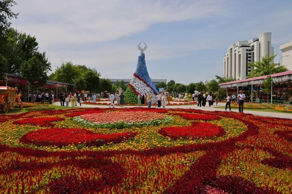 Фестиваль цветов Tashkent Flowers Fest 2026 - Sputnik Узбекистан