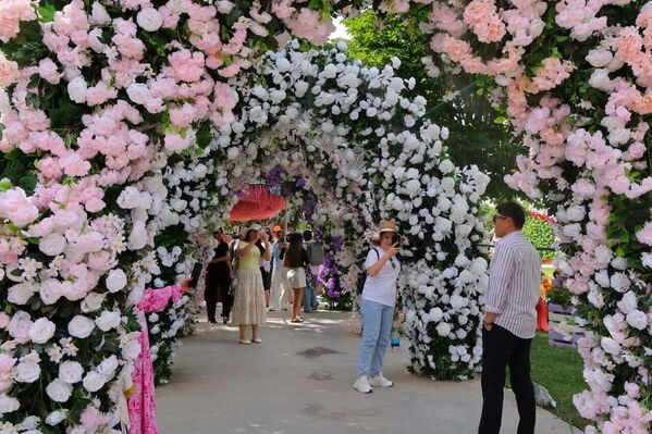 Фестиваль цветов Tashkent Flowers Fest 2026 - Sputnik Узбекистан