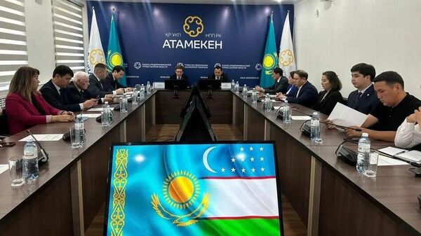 В Туркестане обсудили новые направления межрегионального сотрудничества между Узбекистаном и Казахстаном - Sputnik Узбекистан