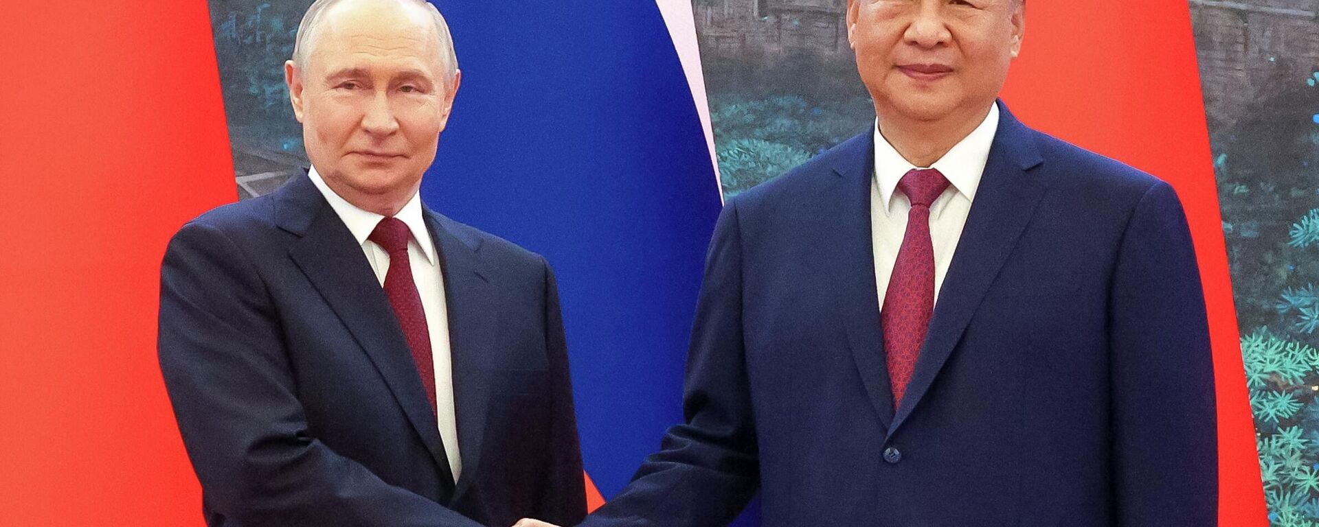 Официальный визит президента РФ Владимира Путина в Пекин - Sputnik Ўзбекистон, 1920, 20.05.2026