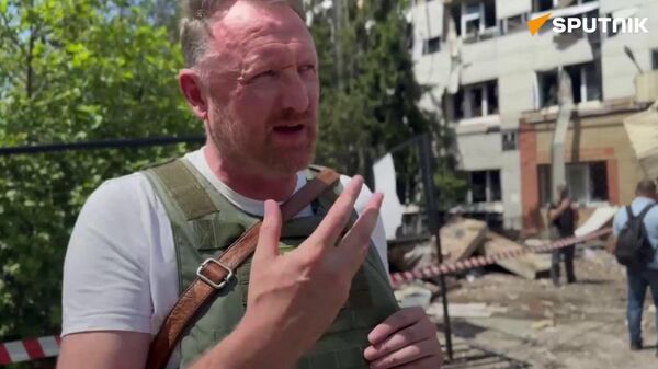Irish journalist confronts Starobelsk tragedy: 'There is no military infrastructure there' - Sputnik O‘zbekiston