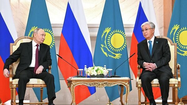 Государственный визит президента РФ Владимира Путина в Казахстан - Sputnik Ўзбекистон