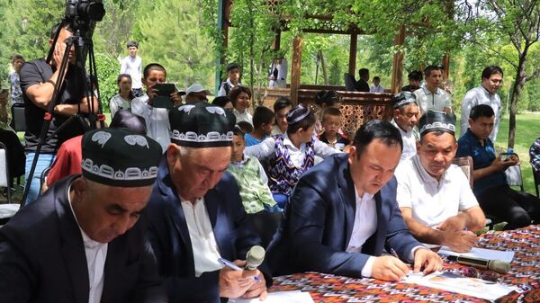 От Алпамыша до Кунтугмыша: в Самарканде подвели итоги конкурса бахши Мелодии Кошрабада - Sputnik Узбекистан