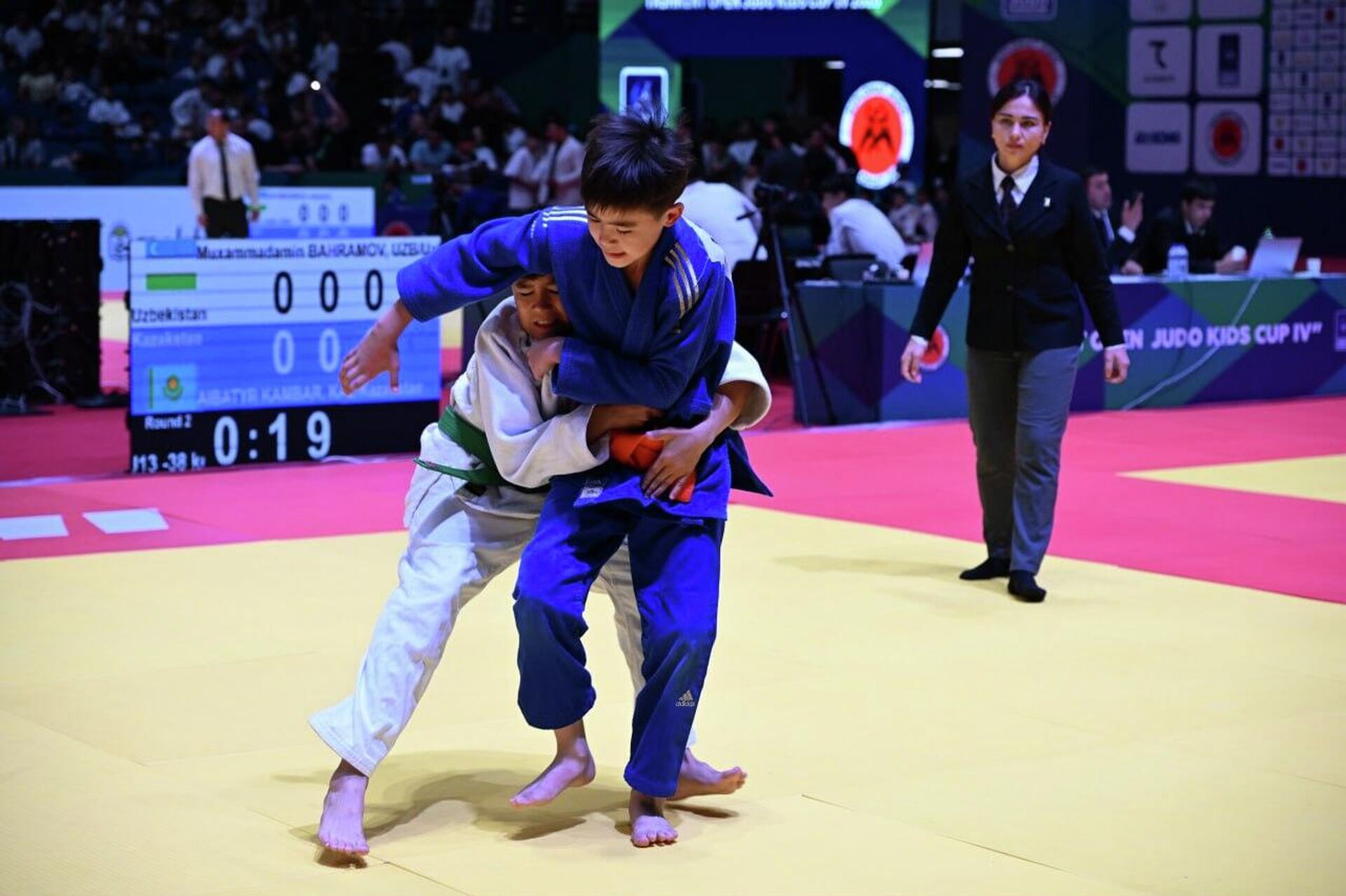 Стартовал международный турнир Tashkent Open Judo Kids Cup IV - Sputnik Узбекистан, 1920, 04.06.2026