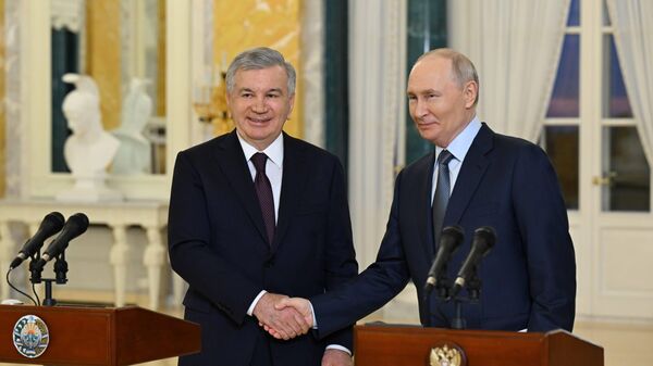 Shavkat Mirziyoyev i Vladimir Putin dali start nachalu stroitelstva AES v Uzbekistane - Sputnik O‘zbekiston