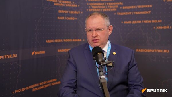 Задача о внедрении справедливых тарифов на роуминг в ЕАЭС оказалась сложной в решении - Sputnik Узбекистан