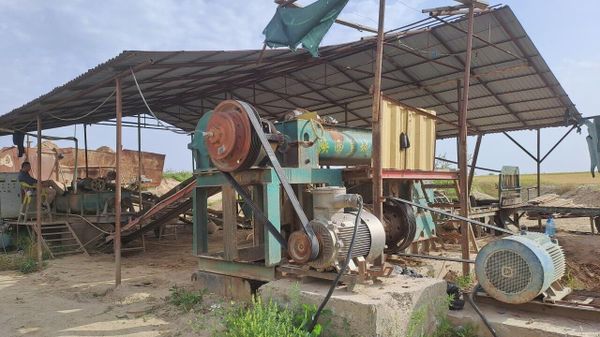В Джизакской области сотрудники кирпичного завода незаконно использовали электроэнергию на 1,7 млрд сумов - Sputnik Узбекистан