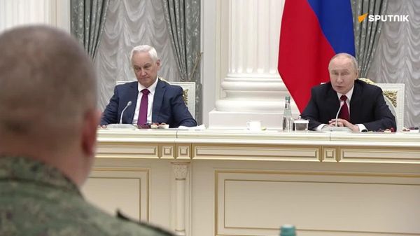 Российская низкоорбитальная спутниковая группировка не будет уступать Starlink и, возможно, превзойдет эту систему — Путин - Sputnik Узбекистан