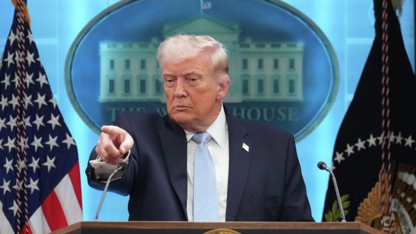 Президент США Дональд Трамп - Sputnik Ўзбекистон