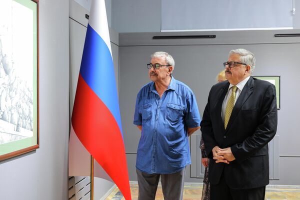 Выставка Анвара Мамаджанова Дети войны, посвященная 85-й годовщине начала Великой Отечественной войны из цикла Завещано помнить! в Ташкенте - Sputnik Узбекистан