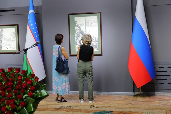 Выставка Анвара Мамаджанова Дети войны, посвященная 85-й годовщине начала Великой Отечественной войны из цикла Завещано помнить! в Ташкенте - Sputnik Узбекистан