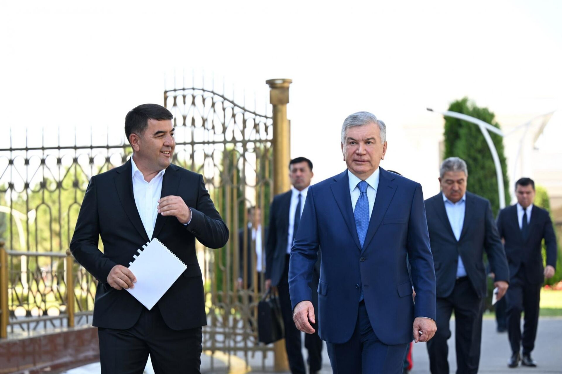 Президент ознакомился с ходом строительства нового терминала в международном аэропорту Намангана
Президент ознакомился с ходом строительства нового терминала в международном аэропорту Намангана
- Sputnik Узбекистан, 1920, 23.06.2026