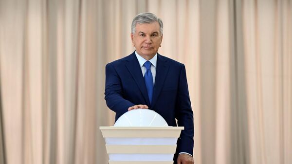 Шавкат Мирзиёев принял участие в церемонии закладки первого камня в строительство IT-парка - Sputnik Узбекистан