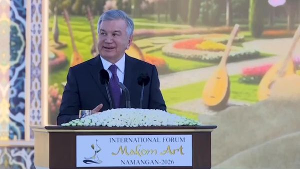 Шавкат Мирзиёев пожелал удачи сборной Узбекистана в матче с Португалией - Sputnik Узбекистан