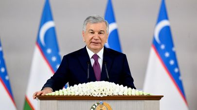 Президент Шавкат Мирзиёев проводит встречу с молодежью
