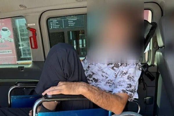 Генконсульство Узбекистана в Актау помогло вернуться на родину пяти гражданам в июне - Sputnik Узбекистан