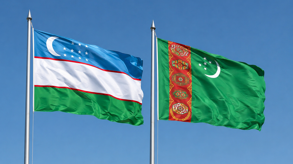 Flagi Uzbekistana i Turkmenistana - Sputnik O‘zbekiston