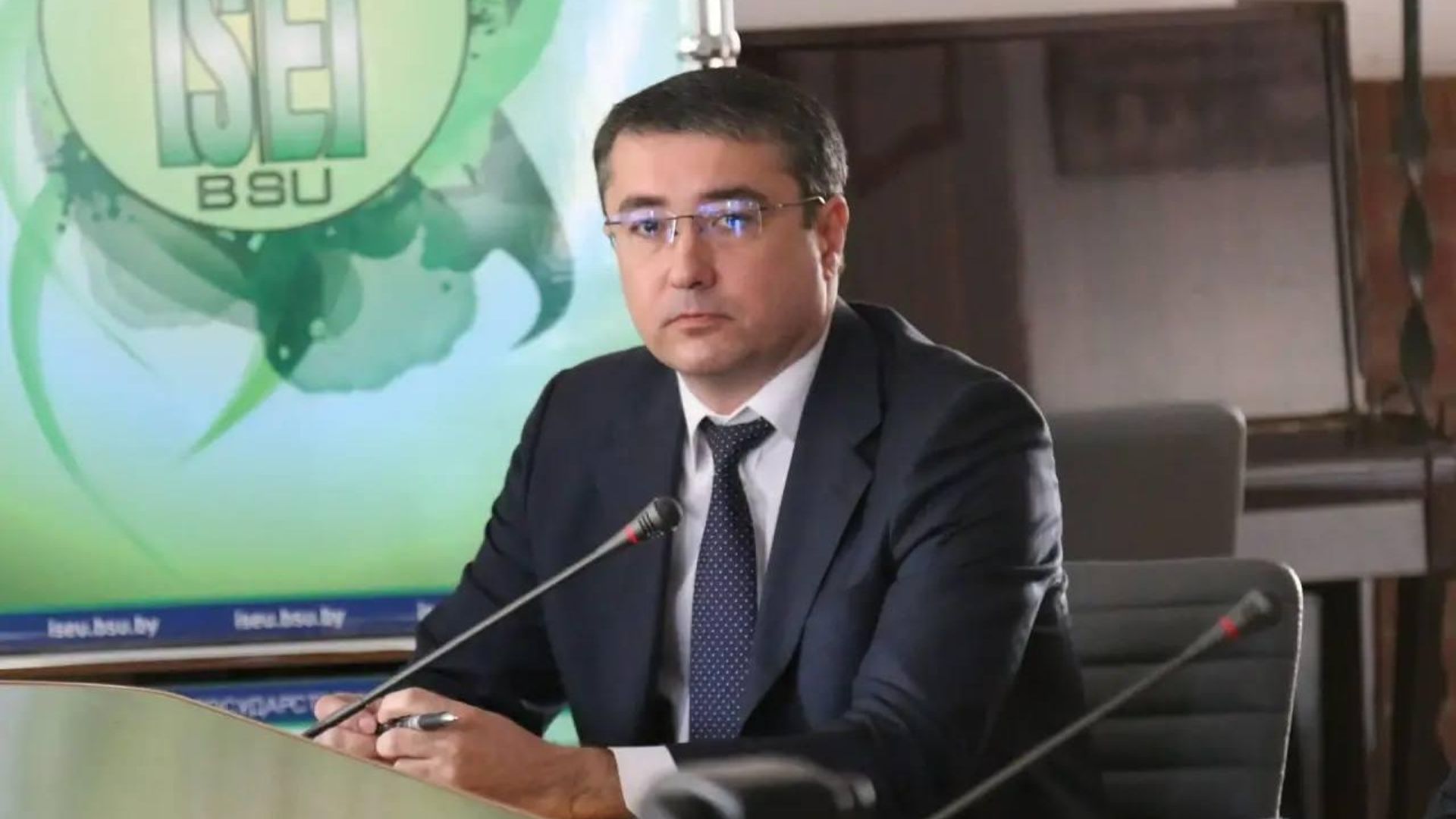 Новый генконсул Узбекистана во Владивостоке приступил к своим обязанностям Новый генконсул Узбекистана во Владивостоке приступил к своим обязанностям - Sputnik Узбекистан, 1920, 03.07.2026